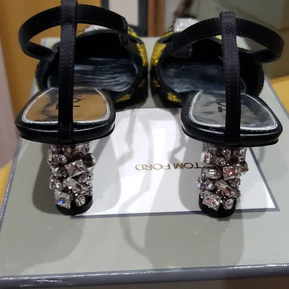 ❤️❤️❤️Sequin & Beaded Slingback Kitten Heel PumpTOM FORD